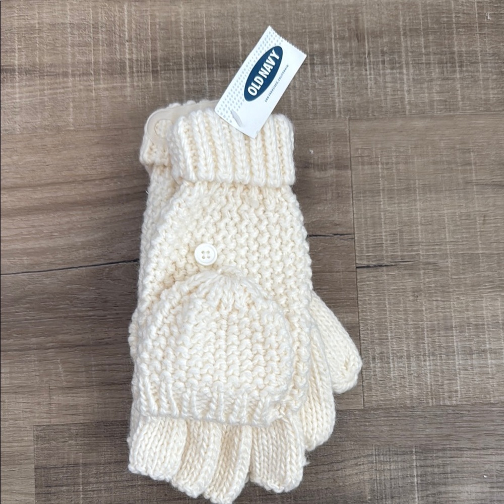 Cream Knit Mittens